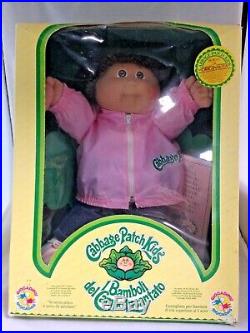 Cabbage Patch Doll (Italian) in Box Brown Braids Blue Eyed girl 1984
