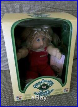 Cabbage Patch Doll (Italian) in Box, Light Brown Braids Blue Eyed girl 1984