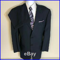 Corneliani Italian luxury blue nailshead 2 piece suit men size 44r 37x28 2B2V