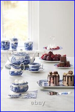 Exquisite Blue Italian Fine Earthenware Teacups Set of 4 Historical Design