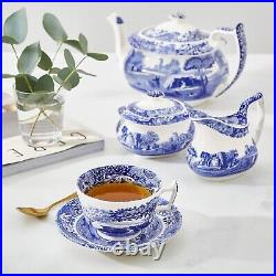 Exquisite Blue Italian Fine Earthenware Teacups Set of 4 Historical Design