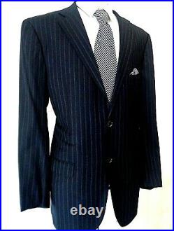 Isaia Napoli The World Prestigiou Men 2 Piece Suit Made In Italy Label Size 56l