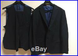 Men's Suit, 40R Navy Pinstripe, 3 piece, incredibly handsome, beautifully lined