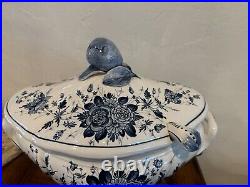 Soup Tureen Gravy Bowl Seashell Ladle & Lid Blue White Floral Hand Paint Italy