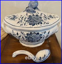 Soup Tureen Gravy Bowl Seashell Ladle & Lid Blue White Floral Hand Paint Italy