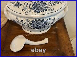 Soup Tureen Gravy Bowl Seashell Ladle & Lid Blue White Floral Hand Paint Italy