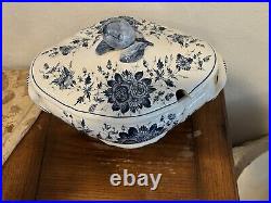 Soup Tureen Gravy Bowl Seashell Ladle & Lid Blue White Floral Hand Paint Italy