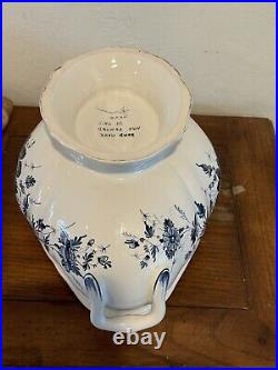 Soup Tureen Gravy Bowl Seashell Ladle & Lid Blue White Floral Hand Paint Italy