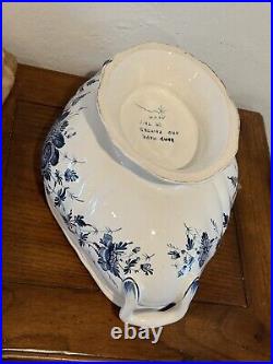 Soup Tureen Gravy Bowl Seashell Ladle & Lid Blue White Floral Hand Paint Italy