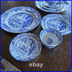 Spode Blue Italian 8 piece set. Great condition