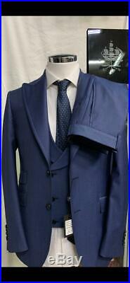 Stunning blue super 150 Cerruti 3 piece wool suit/ wide Tom Ford peak lapel